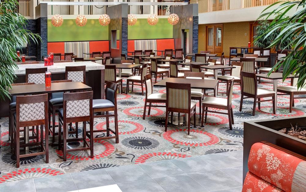 Embassy Suites By Hilton Chicago O'Hare Rosemont Extérieur photo