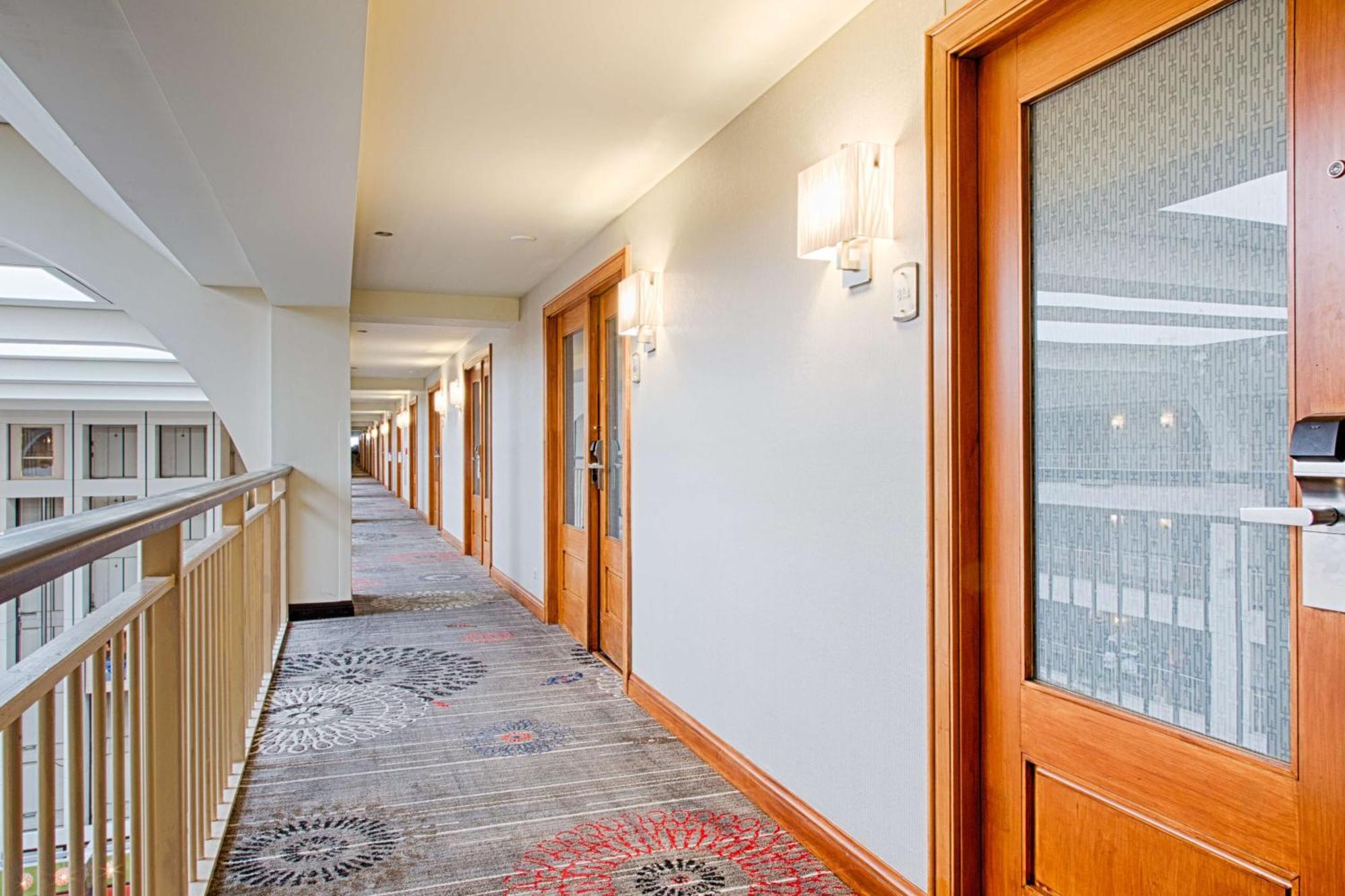 Embassy Suites By Hilton Chicago O'Hare Rosemont Extérieur photo