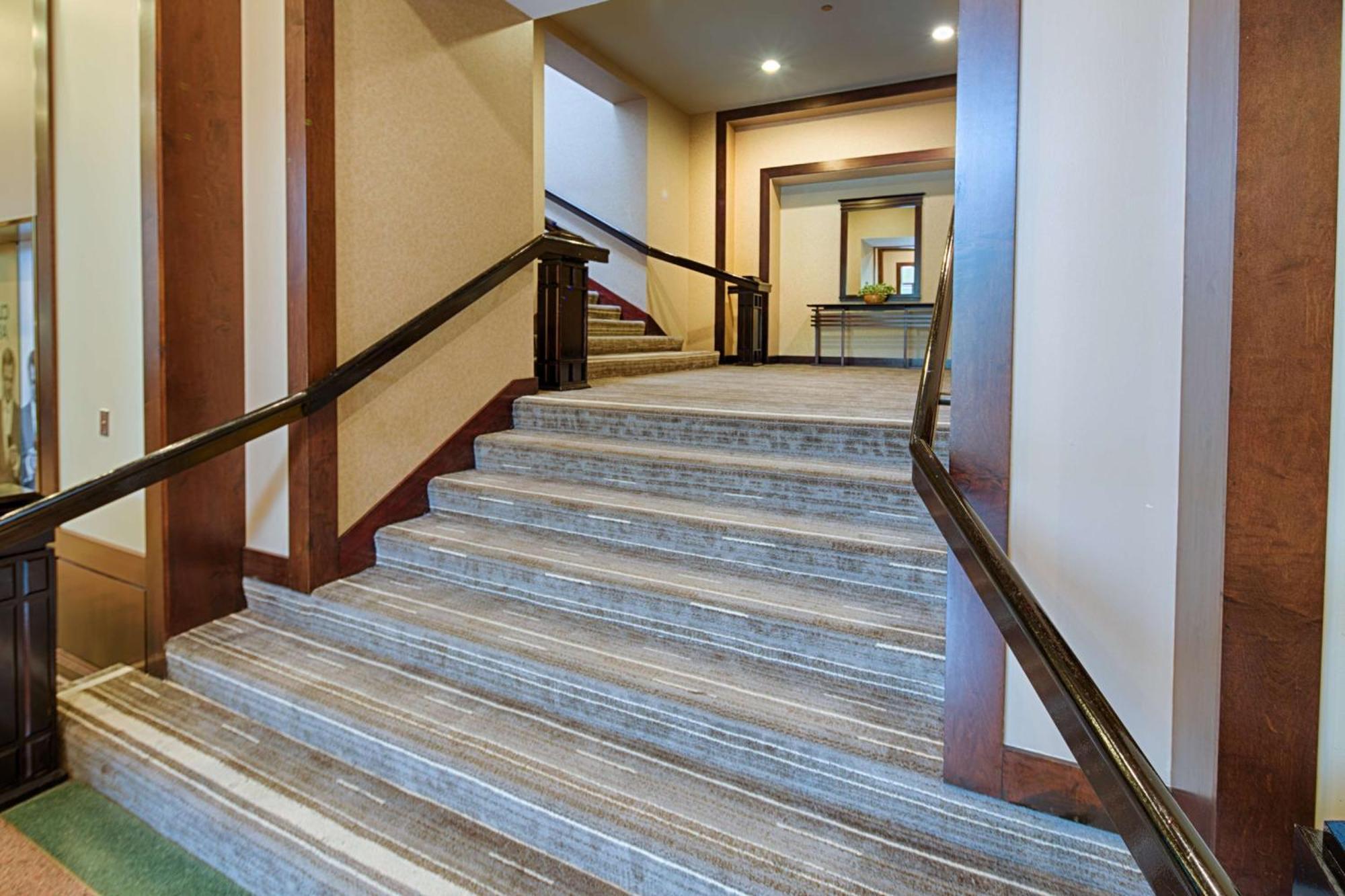 Embassy Suites By Hilton Chicago O'Hare Rosemont Extérieur photo