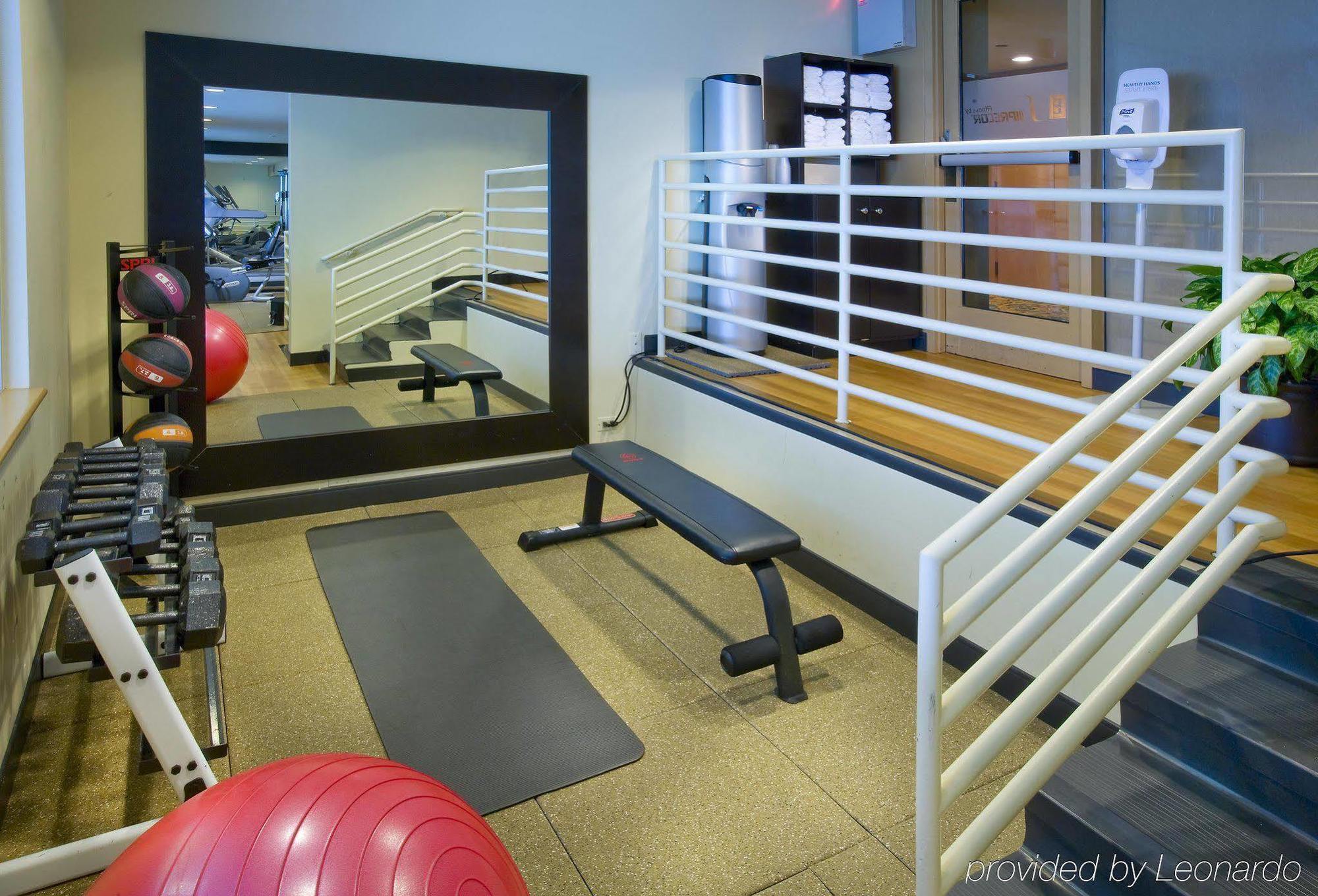 Embassy Suites By Hilton Chicago O'Hare Rosemont Extérieur photo